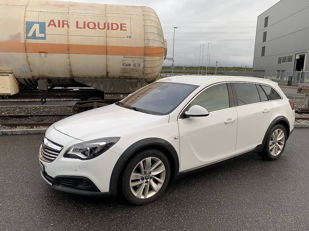 Opel Insignia Allrad — slika 1