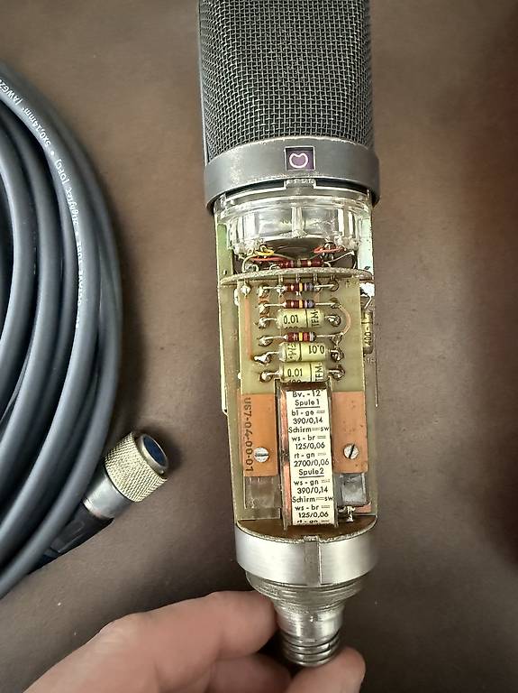 NEUMANN M367 (U67) VINTAGE MICROPHONE just serviced im Kanton Waadt ...
