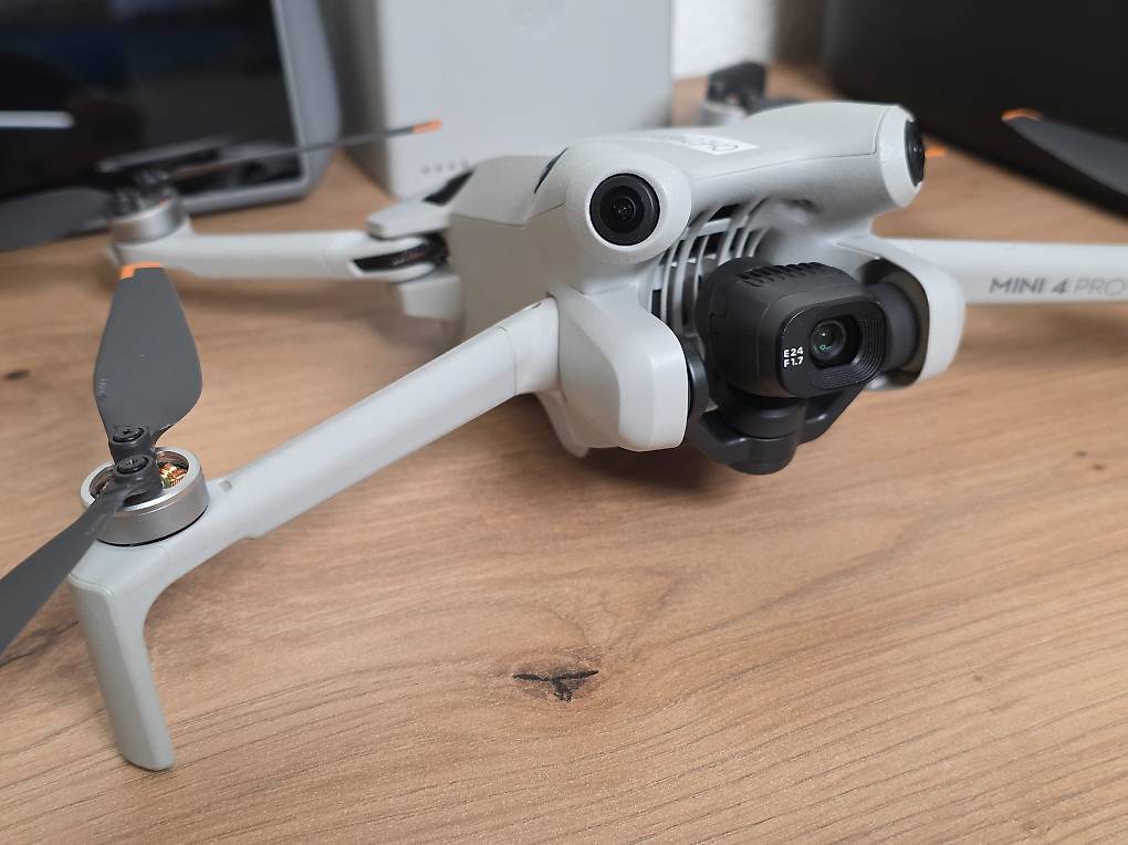 DJI Mini 4 Pro Fly More Drohne mit Garantie im Kanton Zürich - tutti.ch