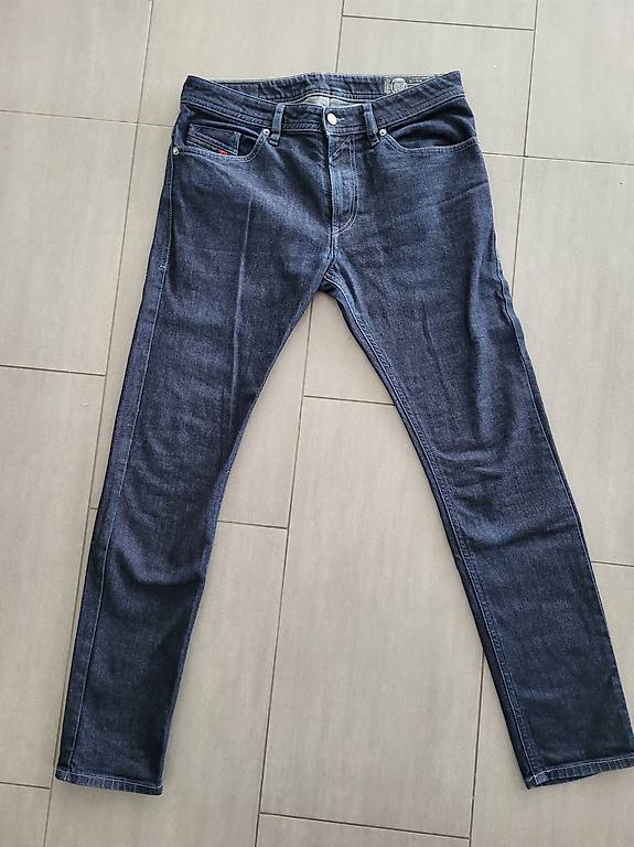 Pantalon Bruun & Stengade Joe Vert - Taille W33/L32 (ITA 50) - Coupe Slim Chino - Neuf Avec étiquettes