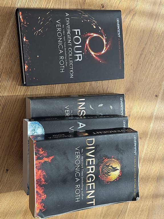 Divergent Series Box. Veronica Roth im Kanton Zürich - tutti.ch