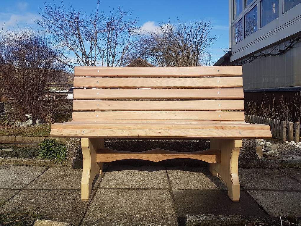 Selbst hergestellte Sitzbank zu verkaufen in Bern kaufen - tutti.ch