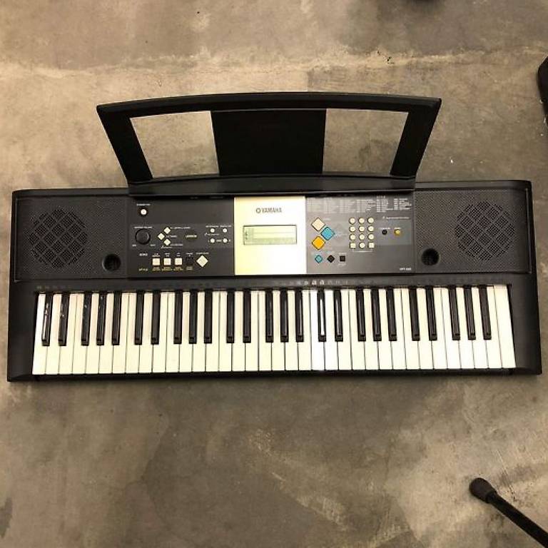 Keyboard Yamaha YPT-260 (Gebraucht) in Bennau für CHF 120 - nur Keyboard Yamaha YPT-260 (Gebraucht) in Bennau für CHF 120 - nur