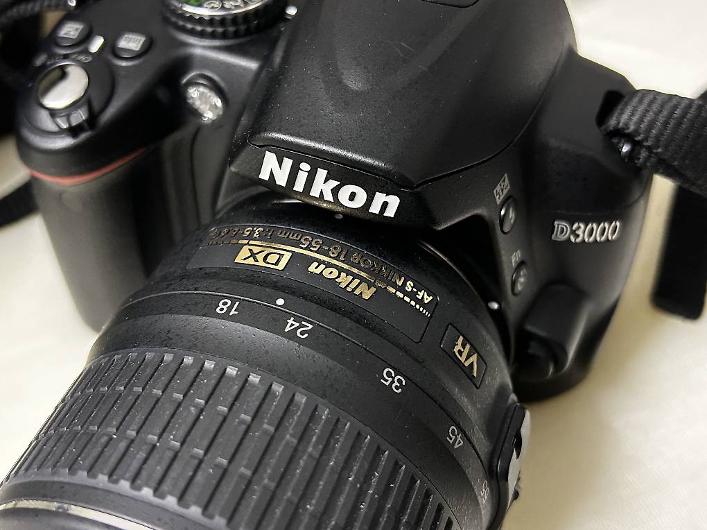 Nikon D3000 SLR Camera 18 55 Lens Cantone Ticino Tutti Ch