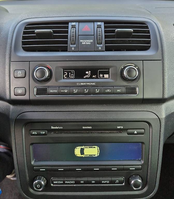 SKODA Roomster 1.2 TSI Style — slika 8