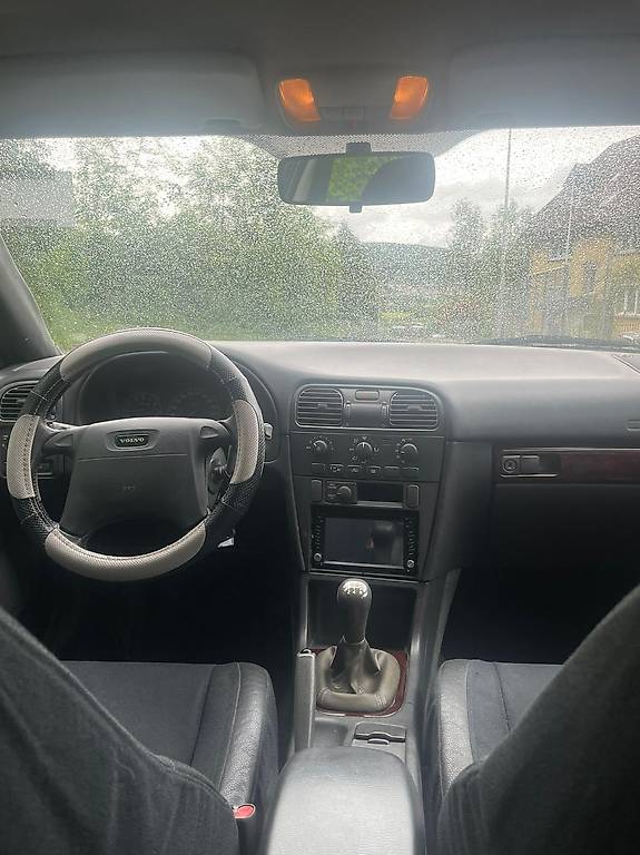 Volvo V40 2.0 T Frisch ab MFK