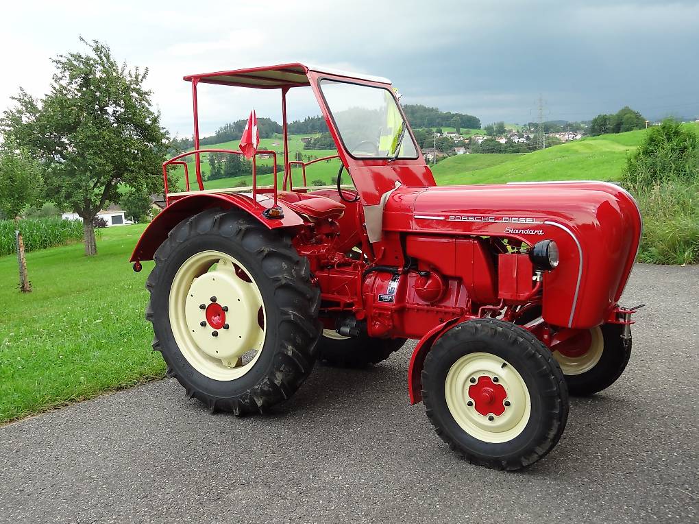 Porsche Standard H218 Landw. Oldtimer -Traktor im Kanton St. Gallen ...