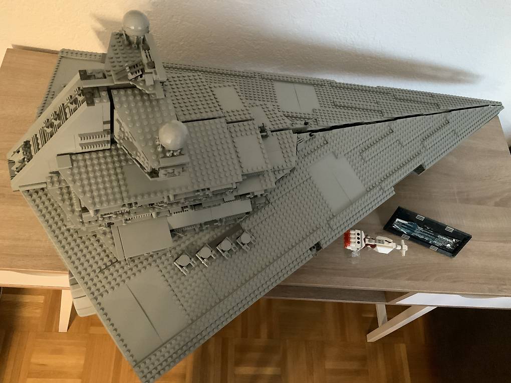 LEGO STAR WARS Imperial Star Destroyer Nr. 10030 Canton Lucerne - tutti.ch