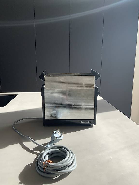 Rowenta Toaster mit Brötchenaufsatz im Kanton Basel-Stadt - tutti.ch