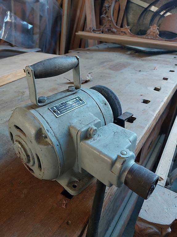 Mola da banco smerigliatrice im Kanton Tessin - tutti.ch