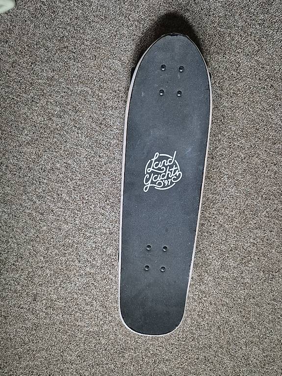 Landyachtz Skateboard im Kanton Aargau