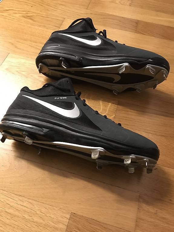 air max cleats