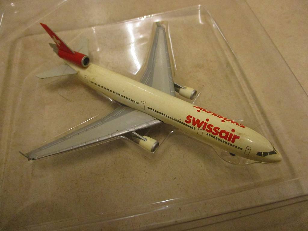 Avion Miniature Swissair Blanc 1/500 - Collection Jet Liner - Modèle A8511312B En Métal