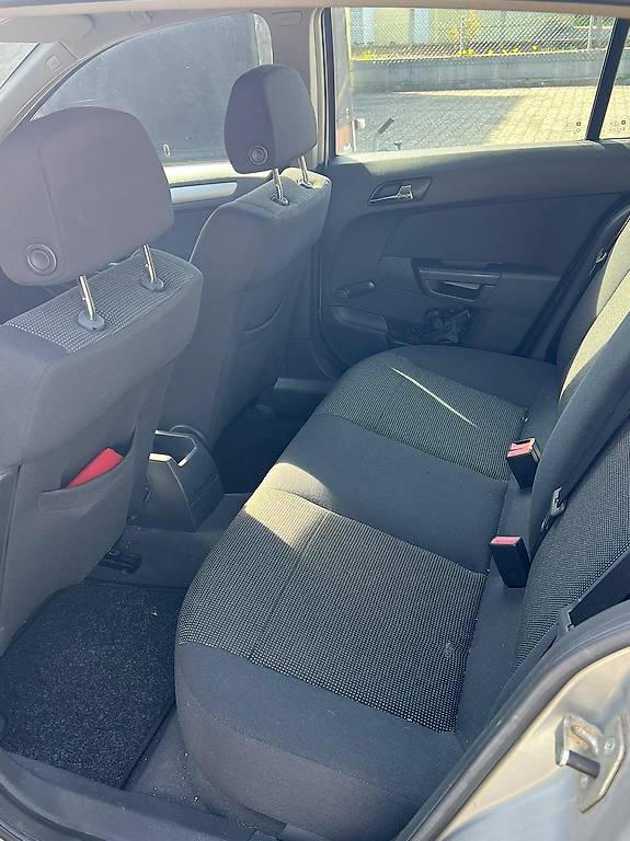 Opel Astra 1.6 Turbo - frisch ab MFK — slika 5