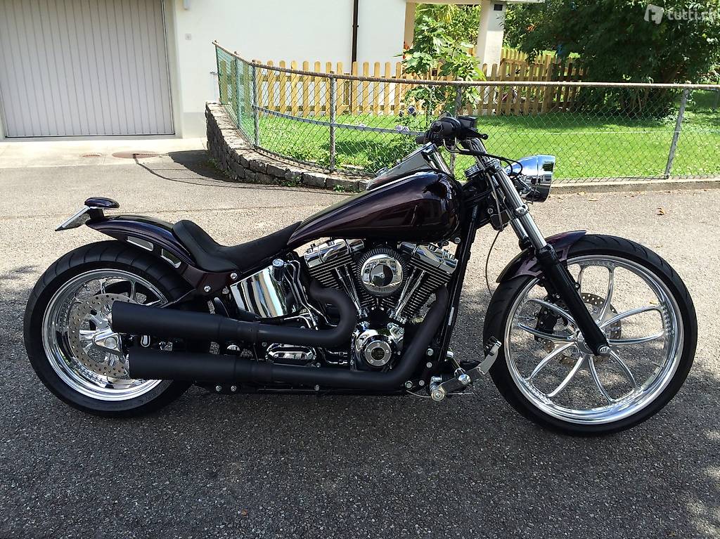 Harley Davidson FXSTC Softail Custom