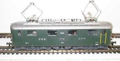 Locomotive HAG Re 4/4 II Swiss Express CFF - HO Digitale, époque 4, Patinée