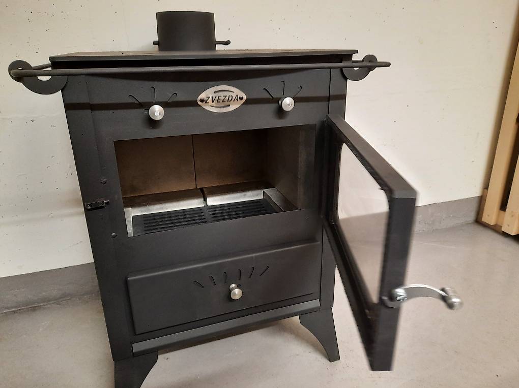 Kachelöfen / Ofen Modell: Retro. Mit Montage möglich. im Kanton ...