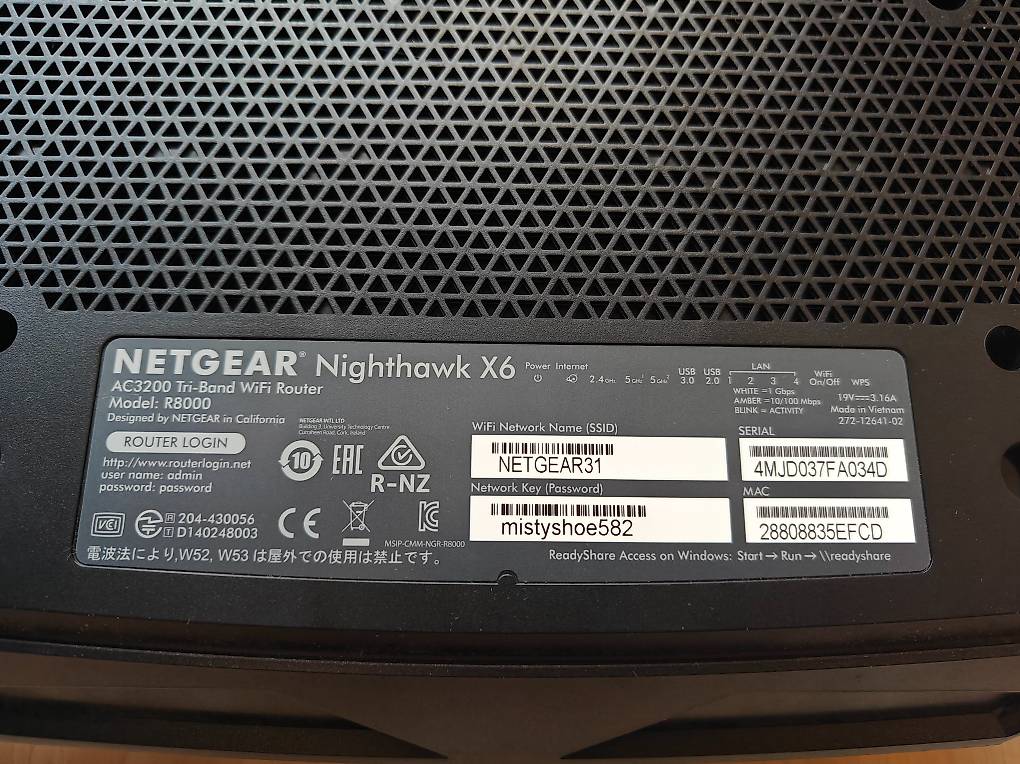 Netgear Nighthawk X6 (Tri-Band Router) mit Mesh Repeater im Kanton ...