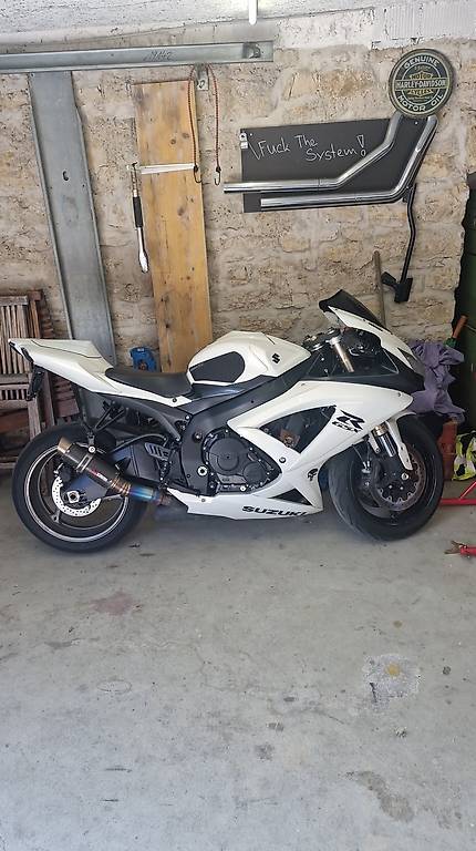 Suzuki gsx-r 600 k9 im Kanton Basel-Landschaft