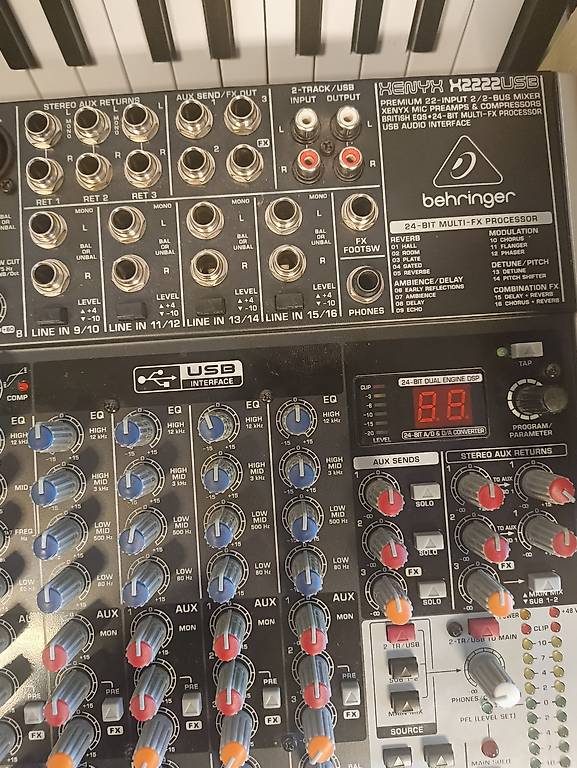 Mischpult Behringer xenyx qx2222usb (defekt) im Kanton Zürich - tutti.ch