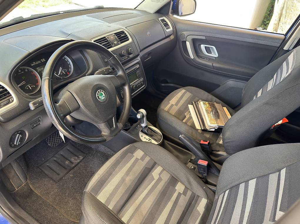 Skoda Fabia 1.6i (AUTOMATICA - PER EXPORT) — slika 6