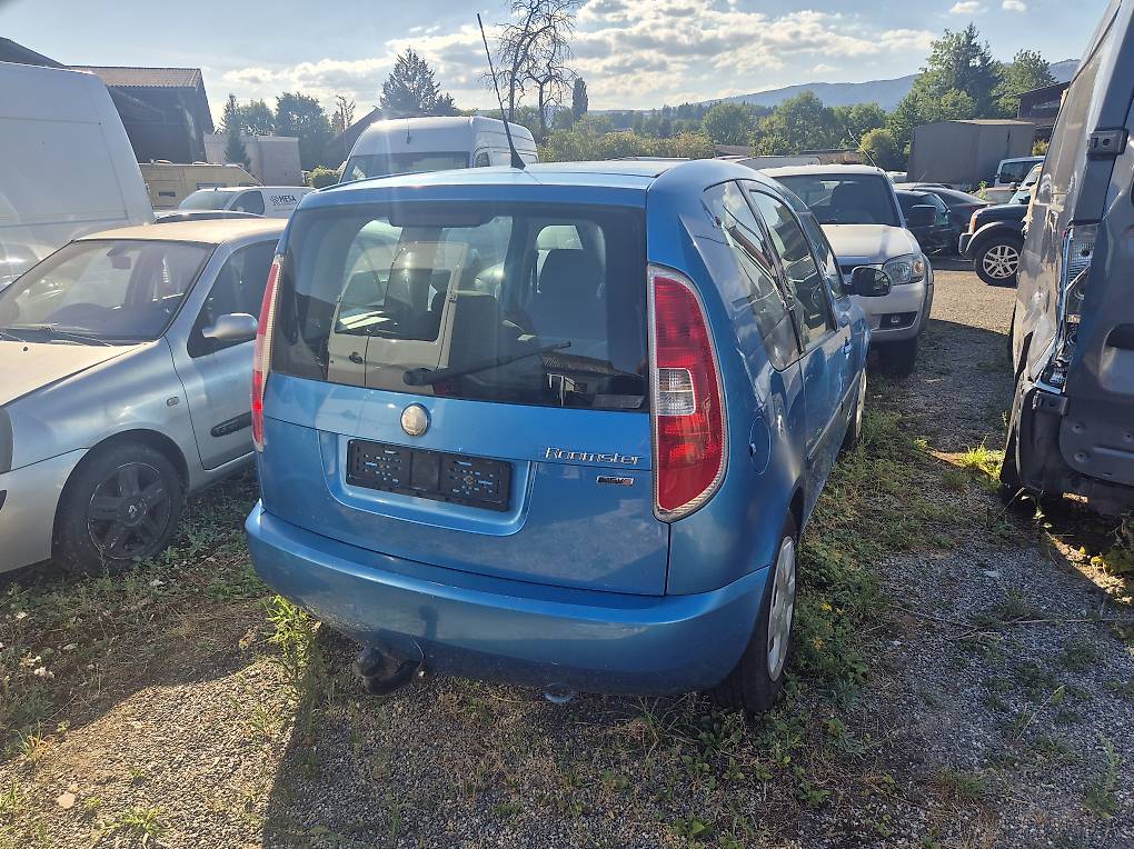 Skoda Roomster Frisch MFK AHK Top Benzin — slika 3