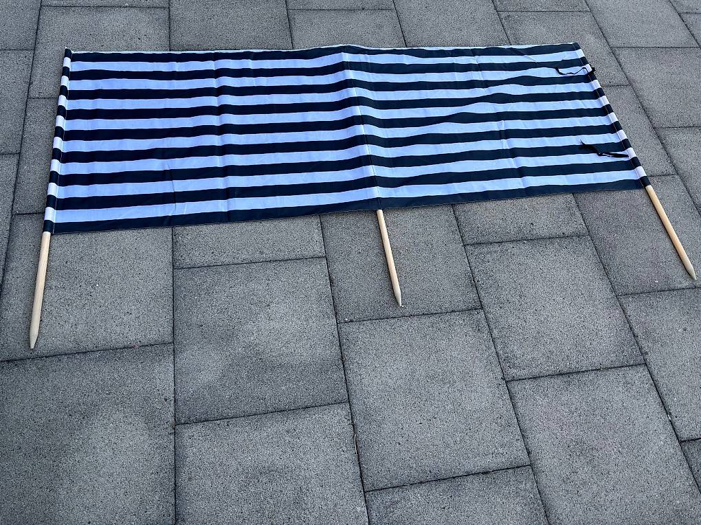 Windschutz für Strand im Kanton Aargau