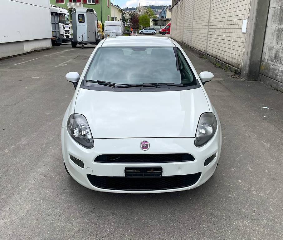 FIAT PUNTO 1.4 8VFRISCH AB MFK- FRISCHER SERVICE/ LÄUFT GUT