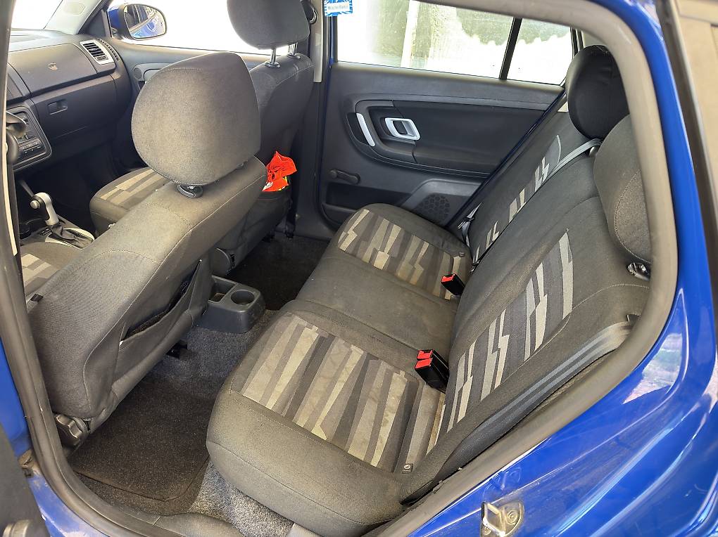 Skoda Fabia 1.6i (AUTOMATICA - PER EXPORT) — slika 5
