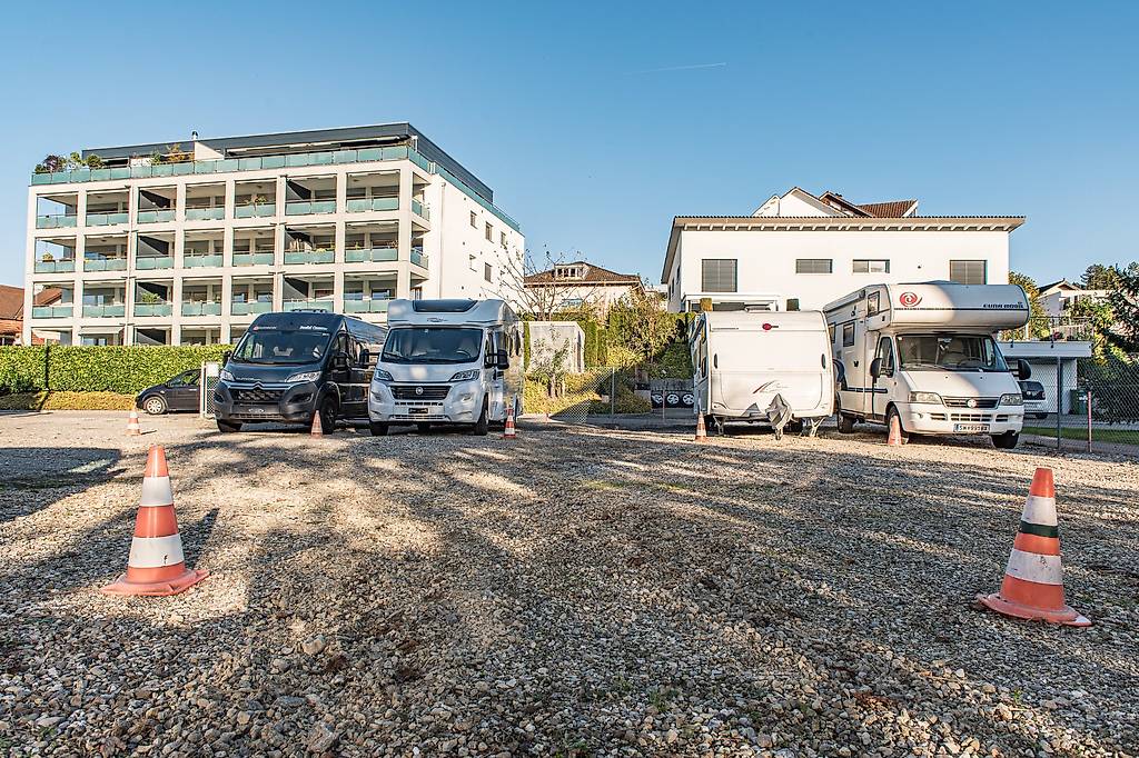 Elegantes Abstellplatz Fur Wohnwagen Mieten Bilder