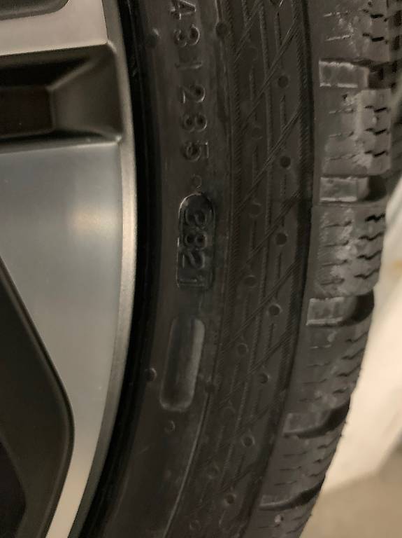 Tappetini Gomma A Nido D'Ape Per Cupra Formentor E Seat Leon E-Hybrid (dal 2020) - Set 4 Pezzi Antiscivolo