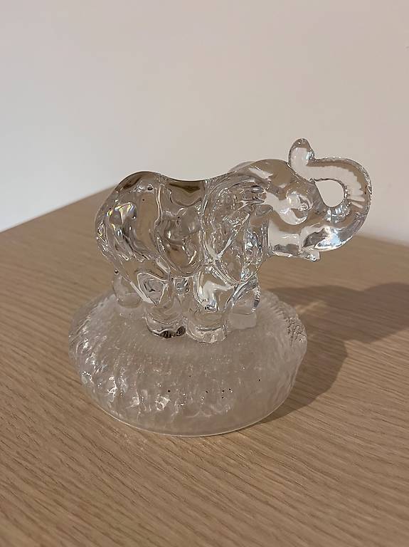 Ciondolo Elefante Oro Bianco GL102035