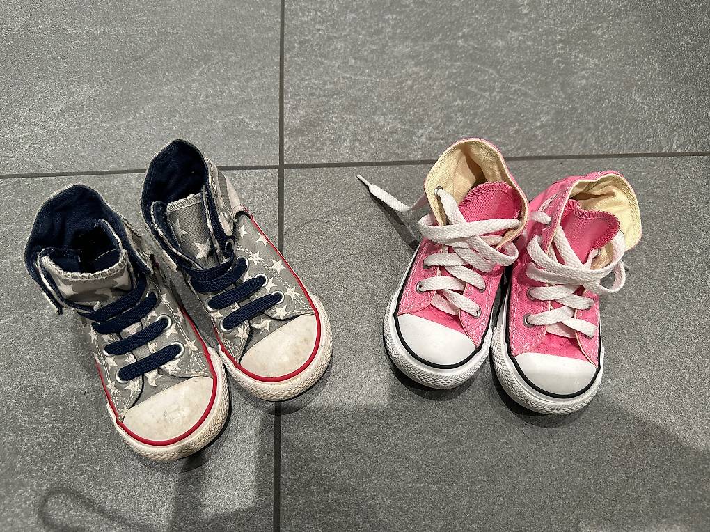 Converse Schuhe pink 22 neu Sterne 23 gebraucht Cantone San Gallo tutti.ch