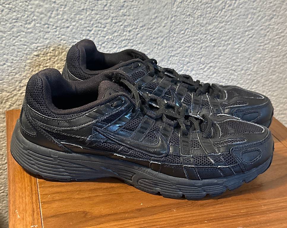 nike-initiator-triple-black-gr-sse-42-guter-zustand-im-kanton-basel