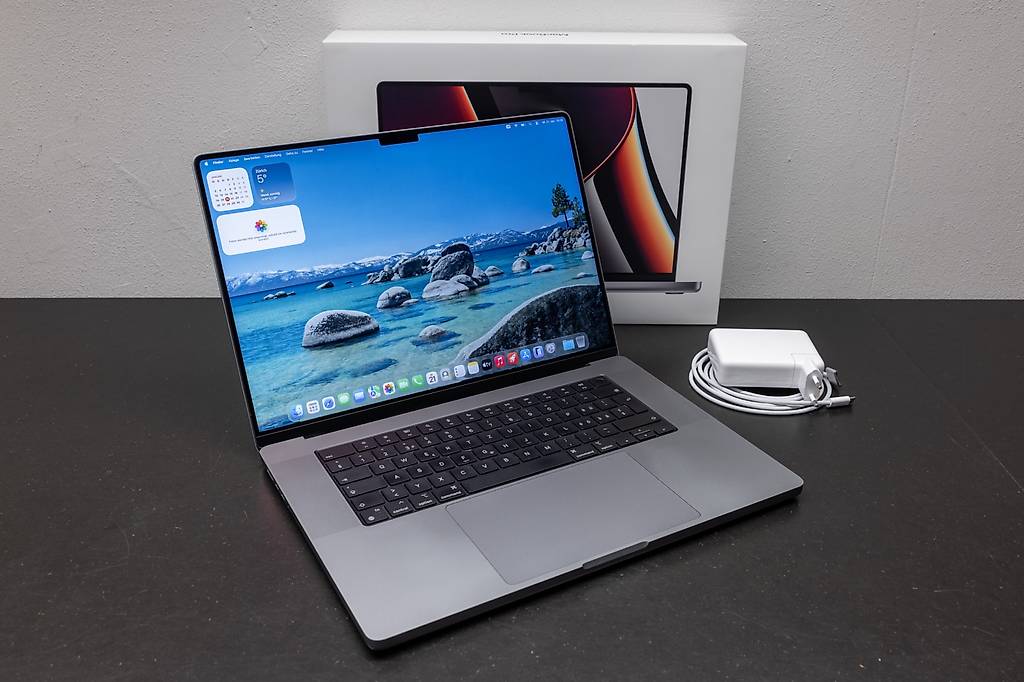 MacBook Pro 16 M3 Pro, 36GB DDR4, 512GB SSD im Kanton Zürich