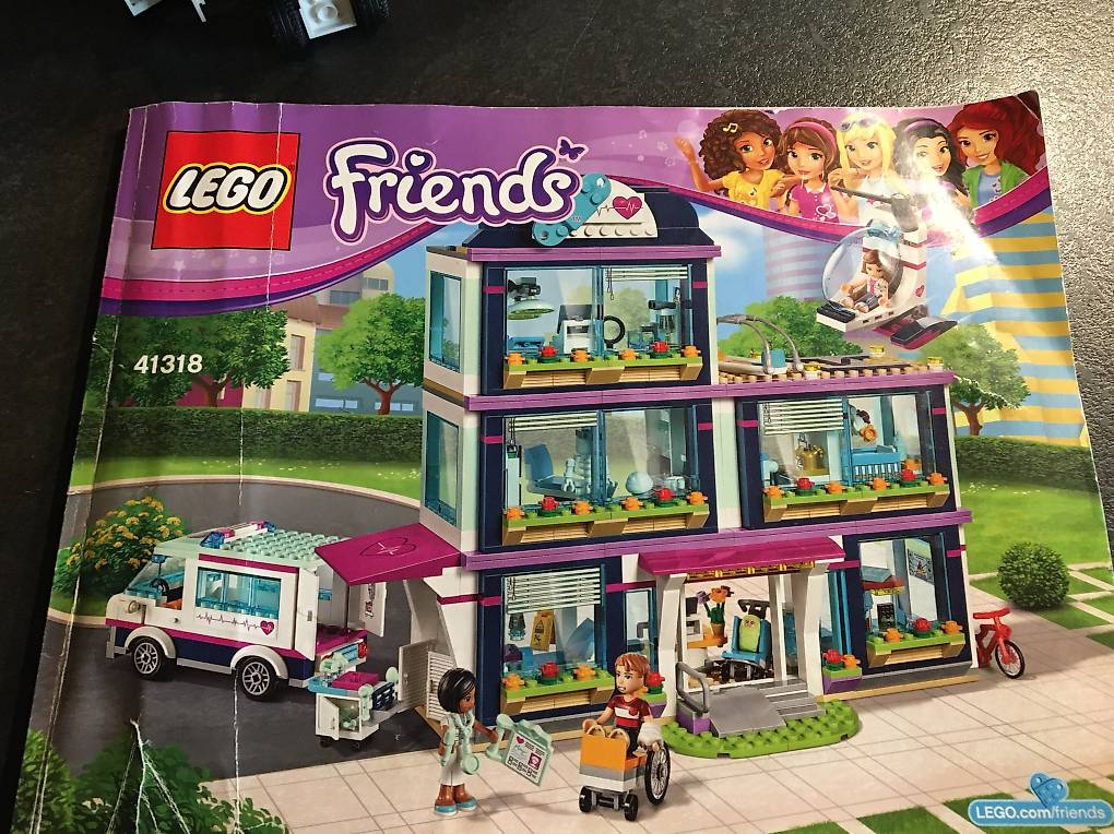 41318 Lego Friends Krankenhaus im Kanton Basel-Stadt - tutti.ch