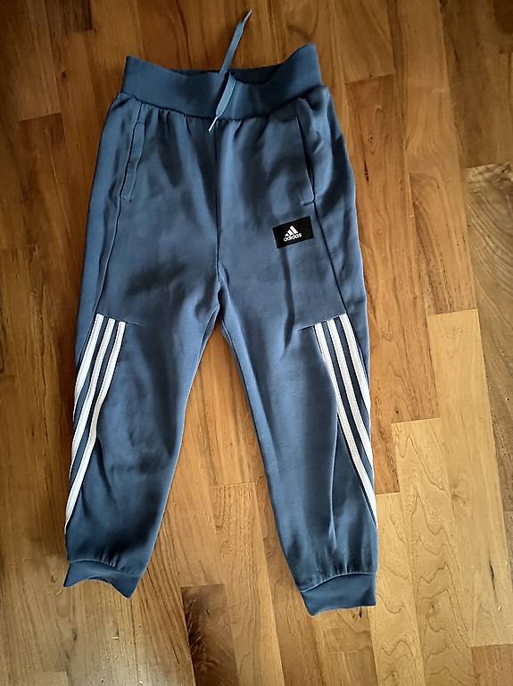 Adidas Trainerhose Gr.140 Cantone Berna tutti.ch