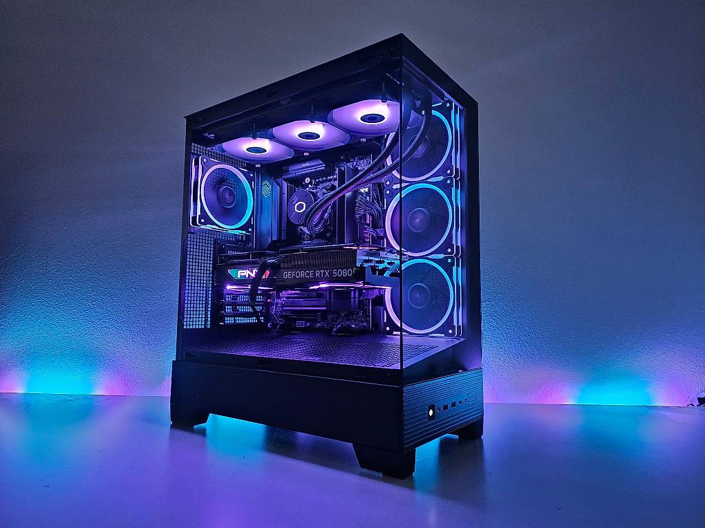 Ch Computer Gaming PC Zyphron 16GB RTX 5080 + 9800X3D | 6000MHz 32GB Cantone Zurigo ...