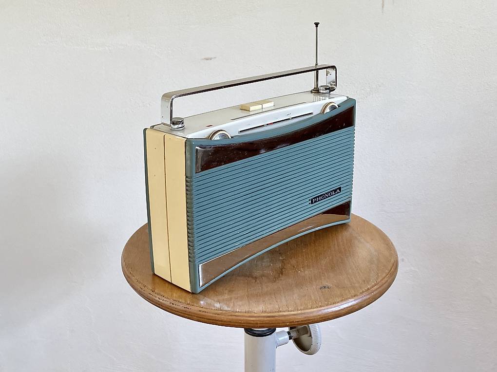 Phonola Vintage Radio Bolero RT 1095 im Kanton Graubünden - tutti.ch