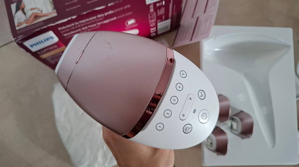 Philips Lumea Prestige IPL Gerät Dauerhafte Haarentfernung im Kanton Thurgau tutti ch