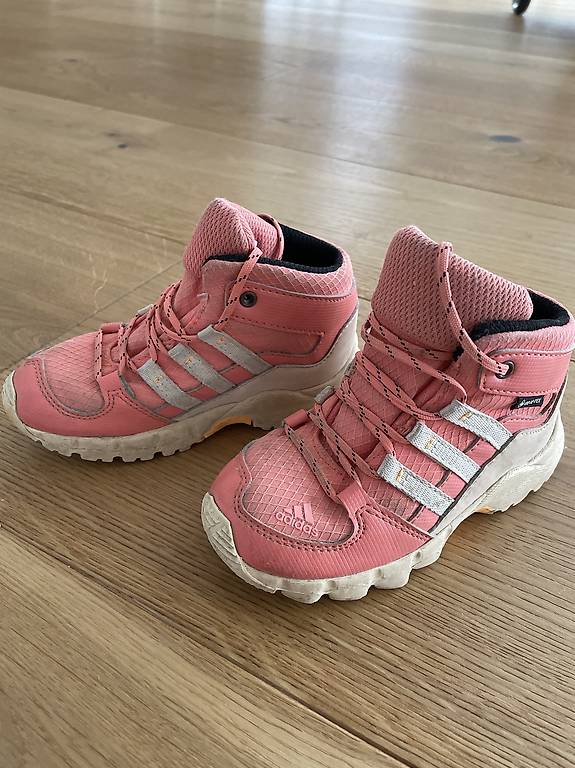 Adidas Kinderschuhe Gr.24 im Kanton Thurgau tutti.ch