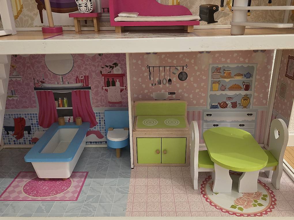 Großes Holz-Puppenhaus Rosa Mit 14-tlg. Zubehör & Produktbild-Vorschau 6