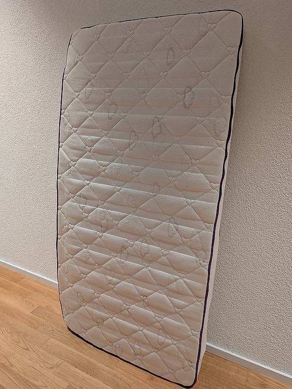 Kindermatratze im Kanton Aargau