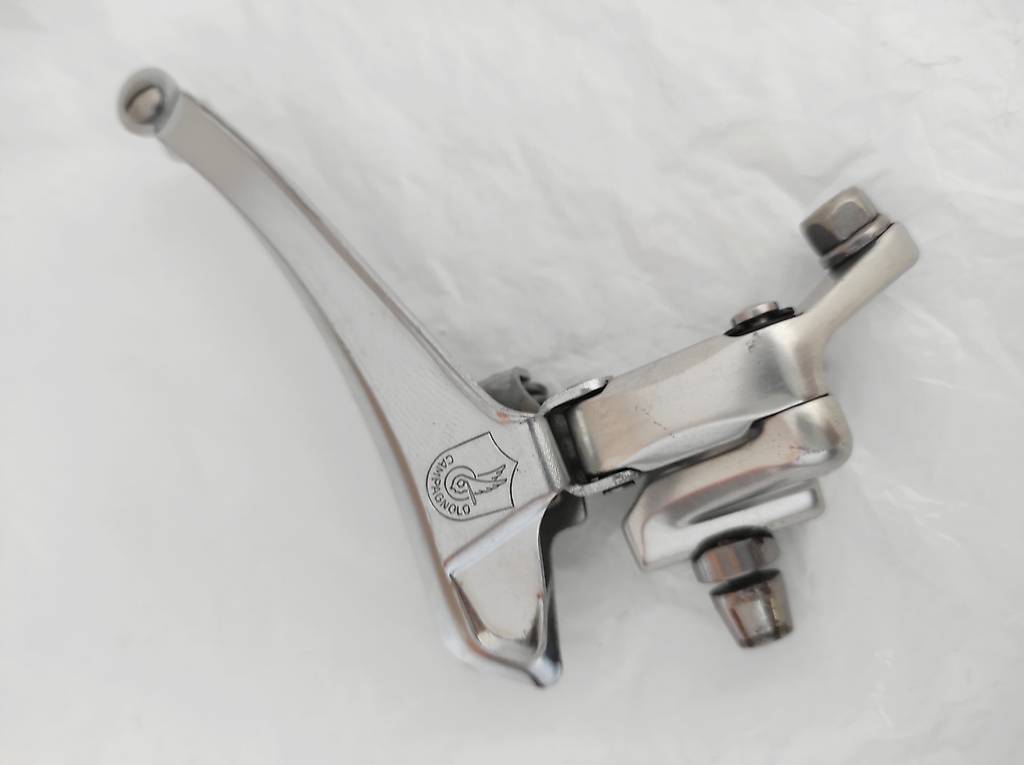 Dérailleur avant Campagnolo Chorus 12s - Précision et fluidité | bike