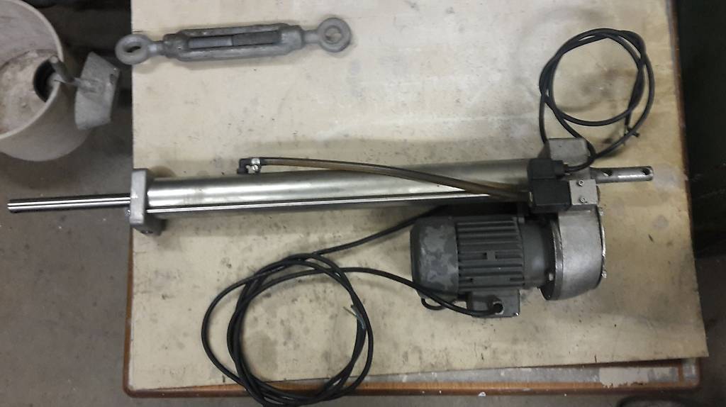 Hydraulischer Türöffner im Kanton St. Gallen tutti.ch