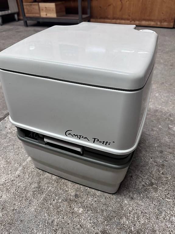 Campa Potti XG Campingtoilette vw T5 T6 im Kanton Luzern - tutti.ch