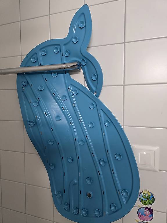 Moby Badematte Wal blau im Kanton Bern