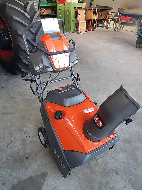 Husqvarna ST 151 Schneefräse im Kanton Thurgau tutti.ch