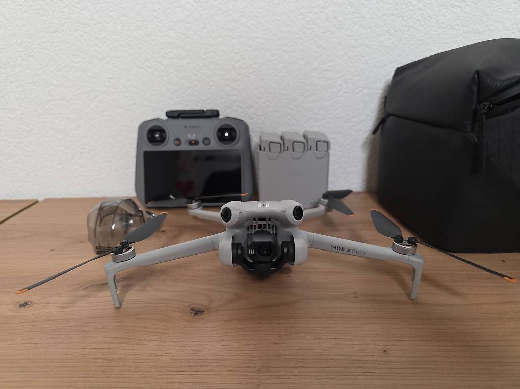 DJI Mini 4 Pro Fly More Drohne mit Garantie im Kanton Zürich - tutti.ch