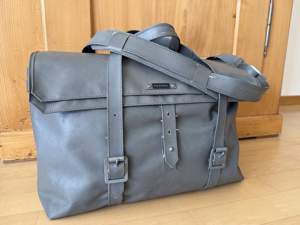【新品同様】FREITAG reference　R124 BIRD New Freitag Bird R124 Bag